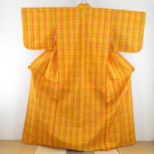 Load image into Gallery viewer, Tsumugi Kimono Ensemble Haori Lattice Popular Lined Bee Collar Yellow Pure Silk Casual Tailor