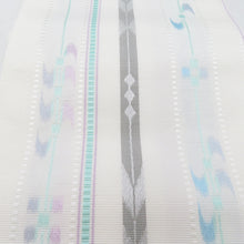 Load image into Gallery viewer, Half -width obi Original Hakata Hakata Hakata Hakata Hakata Hakata Hakutori Tsubaki Pure silk Yowa Kasuri White Half -width Half -width Obi Subsid Subadrogated Japanese Length 378cm