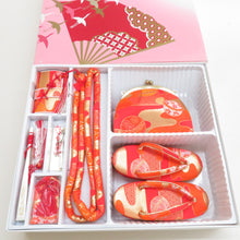 Load image into Gallery viewer, Children&#39;s kimono girl Hakosako set 7 points set Orange x golden crisp pattern 3 years old Shichigosan Hakaseko Kids