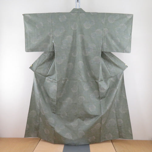 紬 着物 大島紬 正絹 単衣 緑色 花模様  バチ衿 カジュアル着物 仕立て上がり 身丈159cm 美品