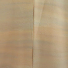 画像をギャラリービューアに読み込む, 色無地 正絹 ぼかし ベージュピンク 袷 広衿 一つ紋 仕立て上がり着物 身丈163cm 美品