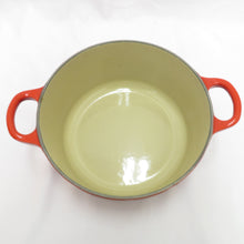 画像をギャラリービューアに読み込む, Le Creuset ル・クルーゼ 調理器具 COCOTTE RONDE ココット ロンド ホーロー鍋 両手鍋 チェリーレッド 18cm ほうろう IH対応 未使用品