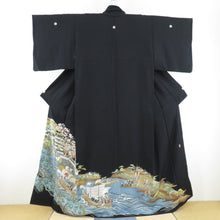 Load image into Gallery viewer, Black Tomese Sodes Evangular Landscape Word embroidery Pure Silk Pure Silk History Lined Collar Three Division Sawakomon Writer Introduction Introduction Kimono Formal Tailor 157cm