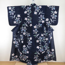 Load image into Gallery viewer, Yukata Cotton Bee Bee Collar Navy Blossom Pattern Tailoring Ladies Women&#39;s Yukata Stateau 159cm