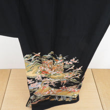 Load image into Gallery viewer, Black Tomesode Imperial Palace car on Kazuru Pure Silk Pure Silk Hatsuri Lined Wide Contains Intsign Purimonogen Kimono Formal Tailor