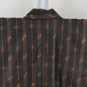 着物 本場 久米島紬 袷 絣模様 広衿 茶色ｘオレンジ色 正絹 カジュアル着物 仕立て上がり 身丈167cm