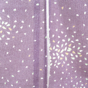 夏着物 単衣 絽 夏用 ポリエステル 小紋 桜の花びら模様 紫ｘ白ｘ薄緑 バチ衿 小柄サイズ 仕立て上がり 身丈151cm 美品