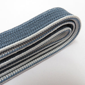 帯締め 五嶋紐 無形文化財 くすみブルー 平組紐 日本製 正絹 帯〆 絹100％ 和装小物 ごとうひも 長さ約156cm