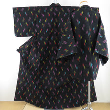 Load image into Gallery viewer, Wool Kimono Ensemble Haori Set Yowu bladder pattern Black weaving pattern Bee collar Casual Kimono Kimono