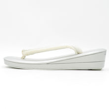 Load image into Gallery viewer, Sangaku -free size 23.5cm Urethane sole Silver x White unused