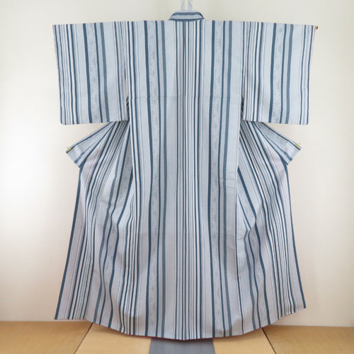 小紋 ポリエステル 袷 広衿 縞模様 薄青色ｘ灰色ｘ赤色 洗える着物 仕立て上がり 身丈154cm