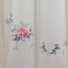 Load image into Gallery viewer, Attachment Summer kimono Wide collar pure silk white flower pattern without crest