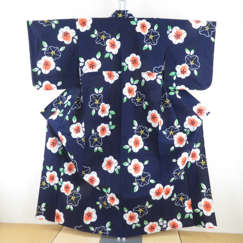 紺色 花柄 浴衣 綿素材 浴衣[紺・花柄]｜着物レンタルあき (来店着付け無料・全国配送無料)