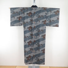 Load image into Gallery viewer, Moslin Wool Men&#39;s Male Lion Pattern Brown x Navy Washable Long underwater Casual Men&#39;s Kimono 140cm