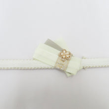 Load image into Gallery viewer, Obi tightening kimono belt 〆 white × gold ribbon pearl flower gold silk 100% flat -grained adult ceremony graduation ceremony Kimono length 154cm