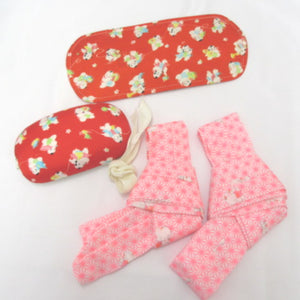 4 -piece set for girls Board Pillow Wa wah, Red Shichigo 3 Children's Kimono Kimono Karako pattern