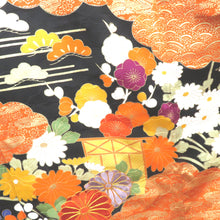 Load image into Gallery viewer, Kimono Silk Black Orange White Gold Kunori Gold Koma Koma Heavy Embroidery Flower Hitomi Wide Collar Graduation Formal Clearing College Light Kimono Industries 164.5cm