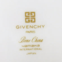 Load image into Gallery viewer, GIVENCHY Givenchy Tableware YAMAKA Yamako Store Five Petit Set Plate Medium Plate Cake Sauce 17cm Set Box