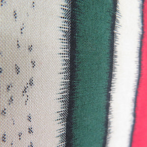 Komon Antique Antique Ena Meisen Kimono Lined Cream Color x Red x Pink x Green Geometric Pattern Bee Collar 147cm