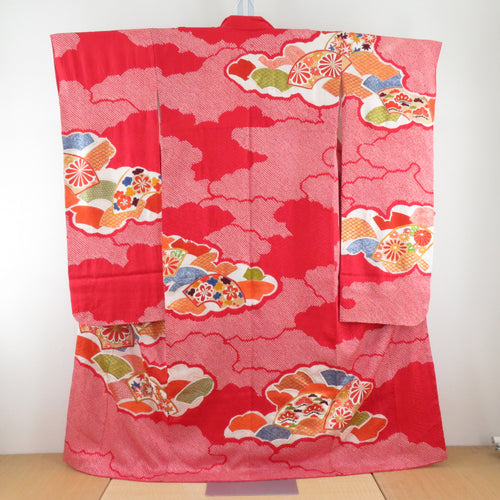 Kimono Silk Red Color Red x White x multicolored Embroidery Gold and Silver Koma on the squeezed fan surface on the surface