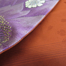 Load image into Gallery viewer, Vehicle band kimono cherry blossom crest black x purple gold thread silver thread lame thread six -handed pattern reversible polyester formal tailoring kimono length 448cm