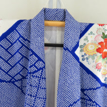 Load image into Gallery viewer, Kimono Pure Silk Blue Blue X -colored Koma Square vase with a flower crest with undergarments with undergarments