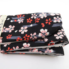 Load image into Gallery viewer, Pattern tabi 24.5cm Black arrow wings cherry blossom cherry blossom cherry blossom cherry blossoms Interested in Japan Made in Japan 100 % cotton 4 pieces Women&#39;s women&#39;s tabi casual