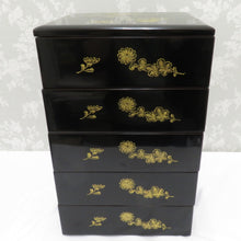 Load image into Gallery viewer, Antique / folk art Kajishima Painage Box 5 Dan Hajige Eitaro Eitaro Black Umin Kinjin Ume Bamboo Chrysanthemum iris Retro A Showa Retro