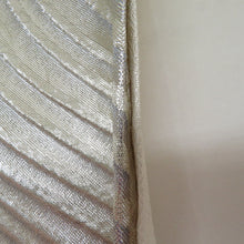 Load image into Gallery viewer, Pure silk for kimonos for kimono Kayama Kayamata Urano Uranogani Ripples Silver Silver Silver Silver Pastel Six -hand pattern formal tailoring kimono length 440cm