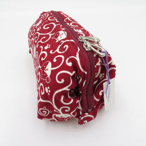 Cats and arabesque pattern Caramel pouch Shikyado Red Cotton Inner check -out Pattern