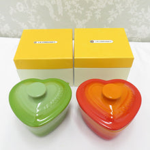 Load image into Gallery viewer, LE CREUSET Le Cruzet Tableware Ramkan Damour Heart -shaped Orange Light Green 2 Piece Set Oven Oven Areas Unused