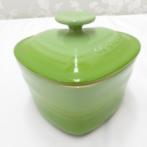 LE CREUSET Le Cruzet Tableware Ramkan Damour Small bowl Lid Heart -shaped orange light green 2 pieces Oven Oven possible range available unused item