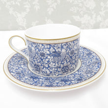 Load image into Gallery viewer, NIKKO Nikko Tableware V &amp; A Victoria &amp; Albert Museum William Morris Cup &amp; Saucer 2 Coffee Cup Tea Cup Bird &amp; Anemone Bird &amp; Anemone Bird