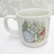 画像をギャラリービューアに読み込む, WEDGWOOD ウエッジウッド 食器 PETER RABBIT ピーターラビット 中皿 17.5cmプレート マグカップ 小鉢 シリアルボウル 3点セット 旧刻印