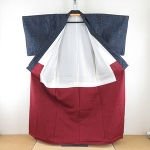 紬 着物 幾何学模様に花模様 紺色ｘ黒色ｘ赤色 正絹 袷 バチ衿 カジュアル 仕立て上がり着物 身丈161cm