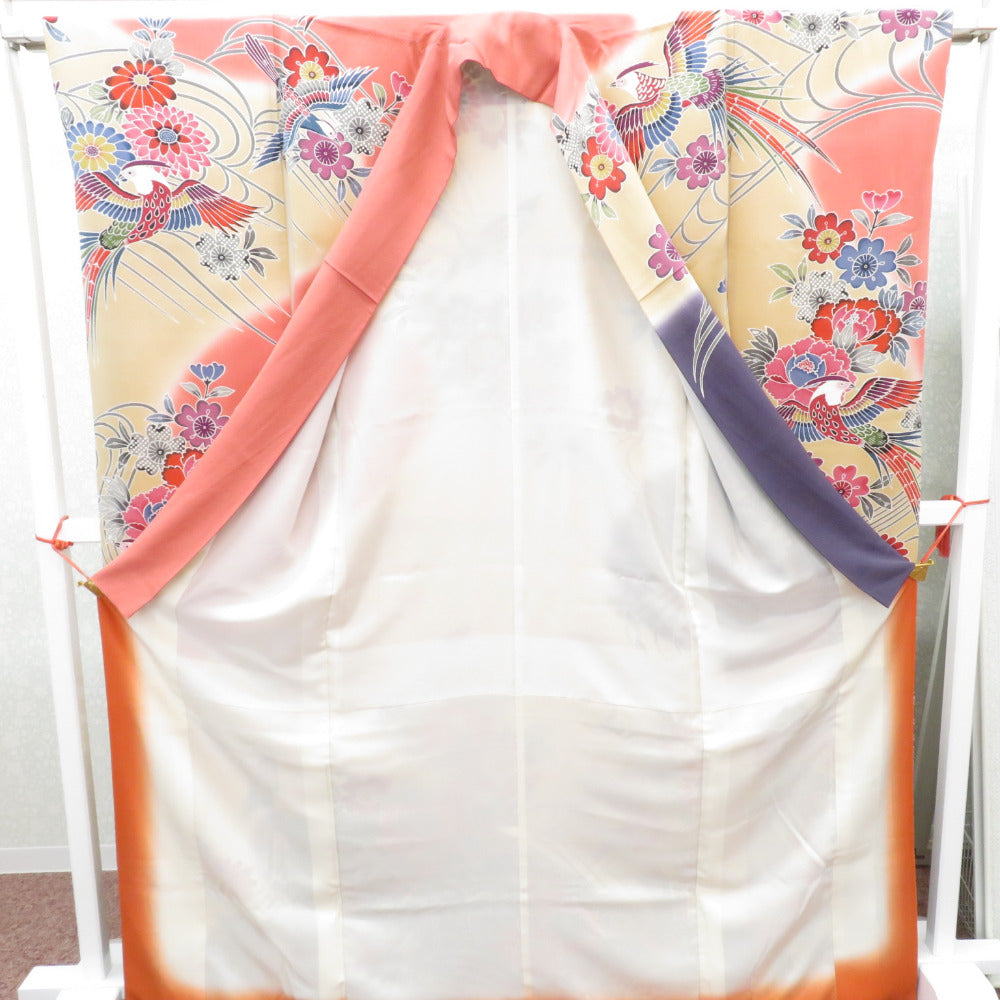 振袖 正絹 サーモンピンク×ベージュ×紫 型染め 風景 花々 袷 広衿 成人