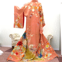 Load image into Gallery viewer, Visit clothes Antique old Kimono difficult with kimonos with orange pink multi -colored piles Peacock flower thread Retro Meiji / Taisho roman formal display remake 154.5cm