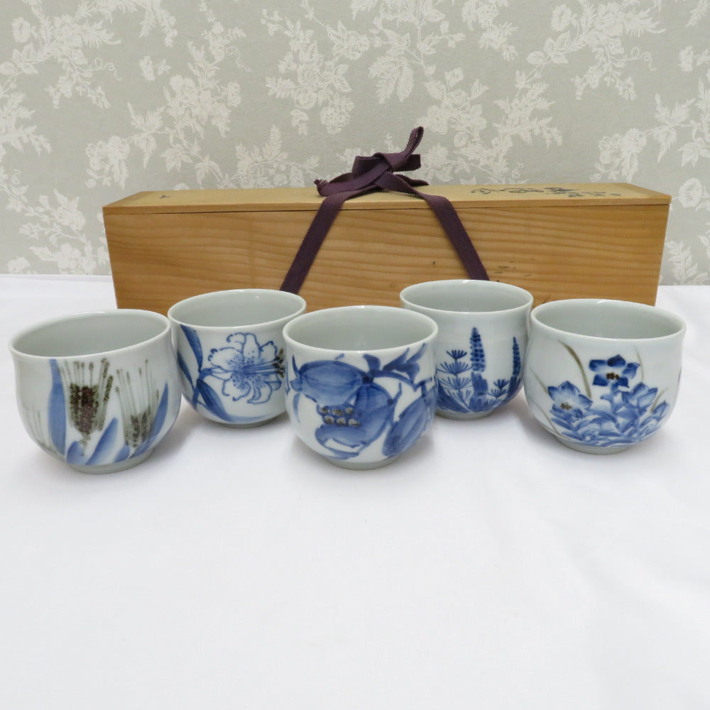 Kutani ware dishes Yamakakuchi Goro Kutani Dyeing Picture Changed Chatchu Bill 5 Venue Gumi Tea Box available