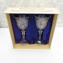 Load image into Gallery viewer, BOHEMIA CRISTAL Bohemian Clistal Tableware BOHEMIA Crystal Pair Wine Glass With Wood Box