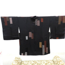 Load image into Gallery viewer, Haori Antique Old Haori Hahaori Pure Silk Black Silver Tea Strip Traditional Word Letro Meiji / Taisho Roman Modern Japanese Western Mix 80cm