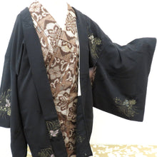 Load image into Gallery viewer, Haori Antique Freight Haori Hahaori Pure Silk Black Gold Silver Thread Black White Flower Crest Retro Meiji / Taisho Roman Modern Japanese Western Mix 76.5cm