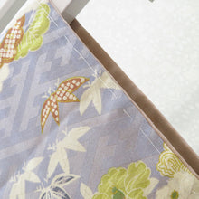 Load image into Gallery viewer, Antique old kimono Kimon gray white golden tea Konjin blue greenery carrot flower floral, lined lined brown collar silk retro Meiji, Taisho romance 151cm