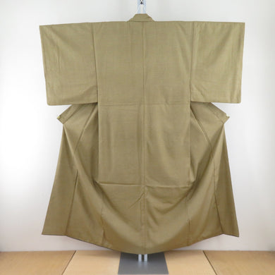 男着物 絹 亀甲模様 茶色ｘ薄茶色 裏木綿 袷 カジュアル着物 着流し 身丈152cm