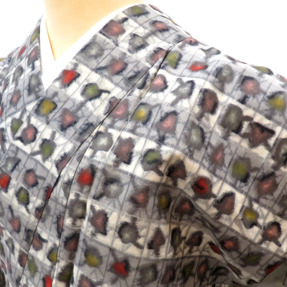 その他着物 アンティーク 銘仙 昔着物 袷 バチ衿 グレー 白 赤 黒