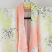 Load image into Gallery viewer, Small pattern, flower pattern, salmon pink x yellow x white, wide collar, silk, ready-made kimono, length 161cm