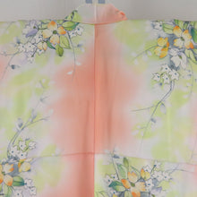 Load image into Gallery viewer, Small pattern, flower pattern, salmon pink x yellow x white, wide collar, silk, ready-made kimono, length 161cm
