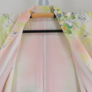 Small pattern, flower pattern, salmon pink x yellow x white, wide collar, silk, ready-made kimono, length 161cm