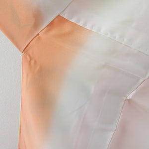 Small pattern, flower pattern, salmon pink x yellow x white, wide collar, silk, ready-made kimono, length 161cm