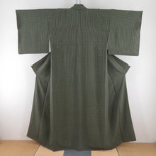 Load image into Gallery viewer, 小紋 緑色ｘ黒色 縦縞に唐草花模様 正絹 広衿 仕立て上がり着物 身丈155cm