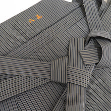 Load image into Gallery viewer, Hakama for summer men&#39;s riding hakama silk strings Approximately 84cm gray black striped pattern male